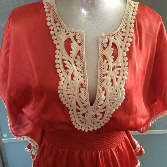 Top - Picture 3 of 3