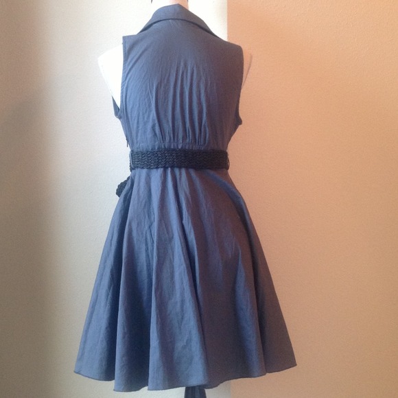 N/A Traded! NEW! DARK GREY RETRO SLEEVELESS DRESS - Picture 3 of 3