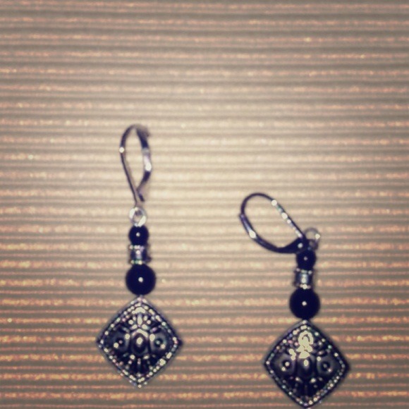 Black dangling earrings