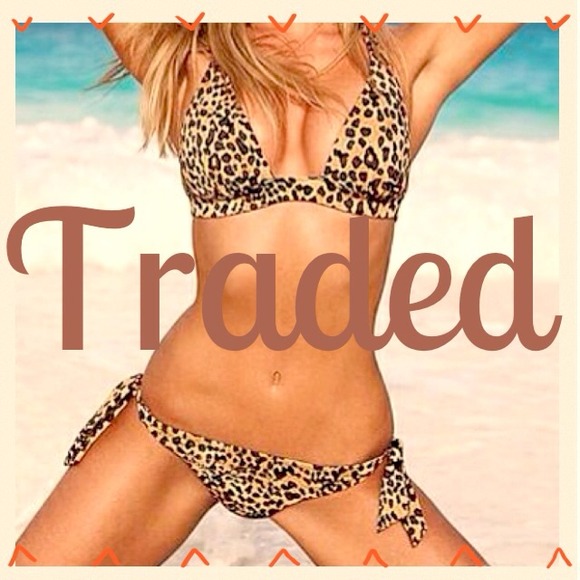 Victoria's Secret leopard bikini