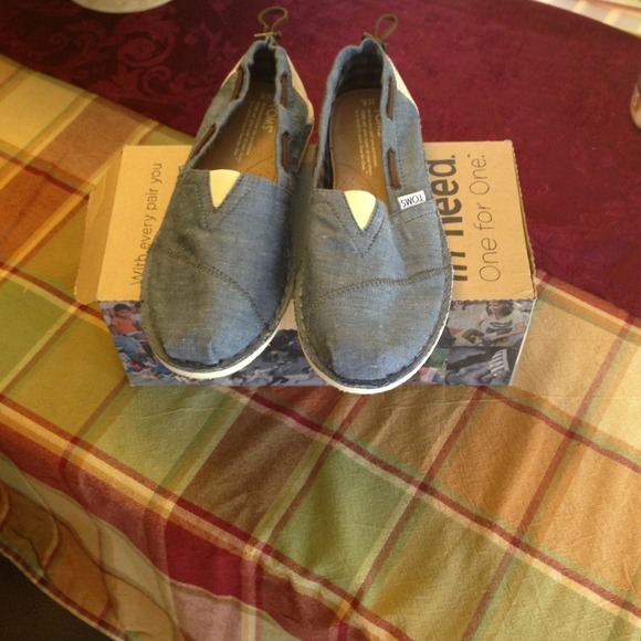 SOLD. Stitched outs TOMS.