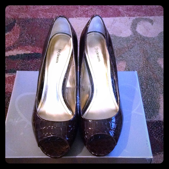 Style & co. Heels