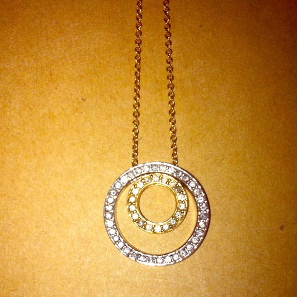 Sold!!!!14k gold double circle pendant necklace