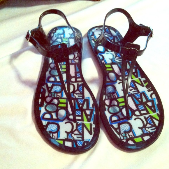 Aeropostale jelly sandals