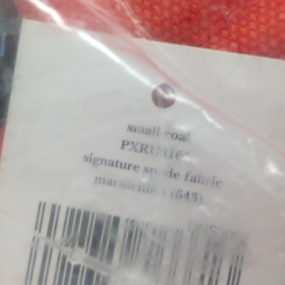 HOLIDAY HOST PICK! - Picture 4 of 4