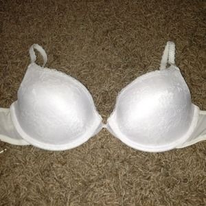 ⭕️sold bundle white lace push-up bra