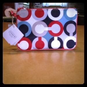 Coach Ashley Op Art Scarf Print Small Wristlet