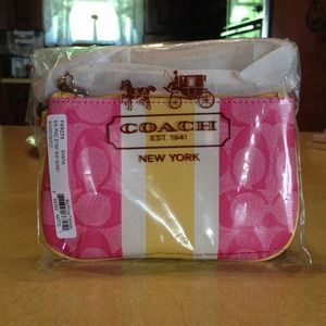 Coach SIS PVC stripe small Wristlet