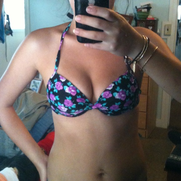 Push up bikini top