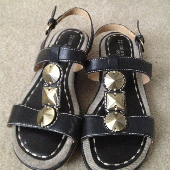 Naturalizer sandals