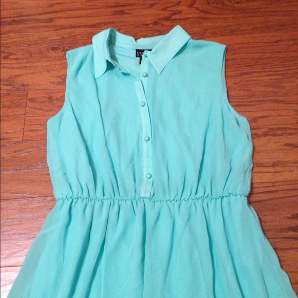 🚫SOLD IN BUNDLE🚫NWT Mint & Navy Hi-Lo Dress!! 16 - Picture 2 of 3
