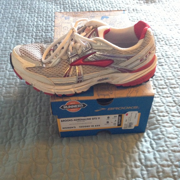 Running shoes