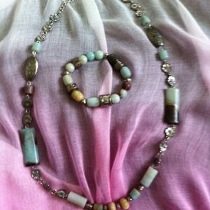 Necklace and bracelet combo