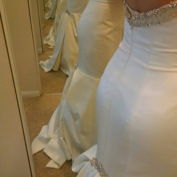 wedding dress - Picture 4 of 4