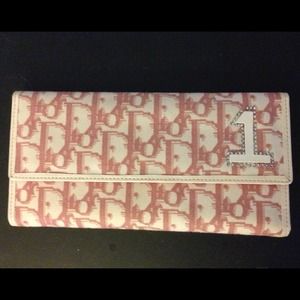 Dior Wallet