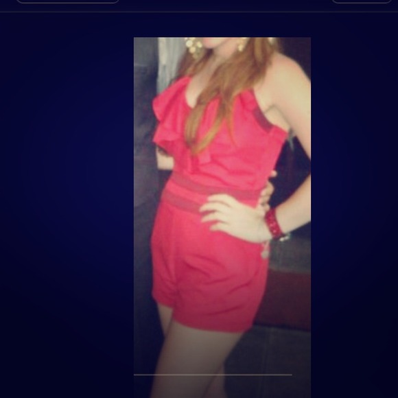 Ruffled tie back romper