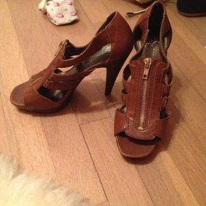 Jessica Simpson sandals