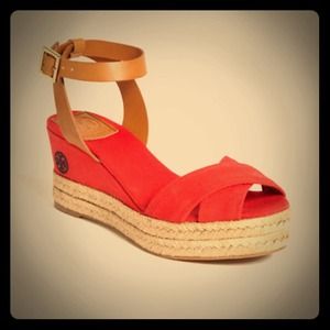 ❎❎SOLD❎❎💯% authentic TB Karissa Espadrille