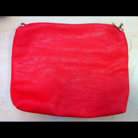 ❌SOLD❌Gorgeous Hobo Red Bag - Picture 3 of 4