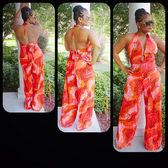 ❌SOLD❌Poolside Lounger Jumper - Picture 2 of 2