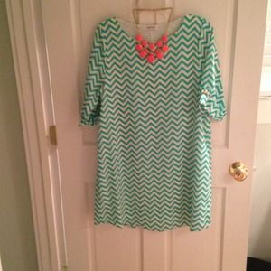 Green and off white adorable chevron dress
