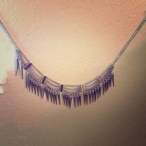 Spiked chain necklace