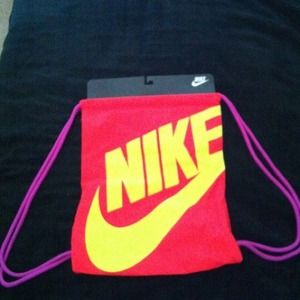 Brand New Nike Heritage Drawstring bag