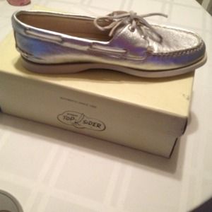 NIB silver sperry topsiders