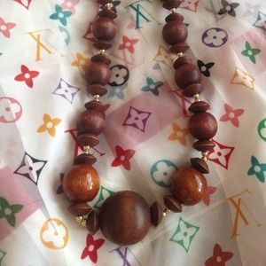 Wood necklace