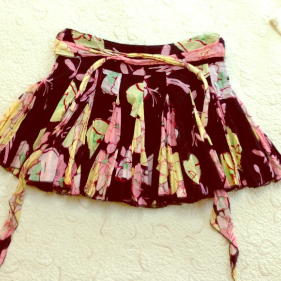 Sassy short summer skirt 100% Cotton