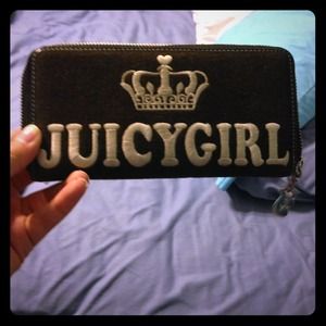 🎉 REDUCED🎉Final reduction Juicy couture wallet