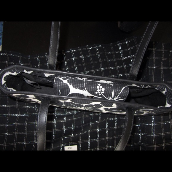 SOLD!!!!!NWT Ann Taylor Loft shoulder bag - Picture 3 of 4