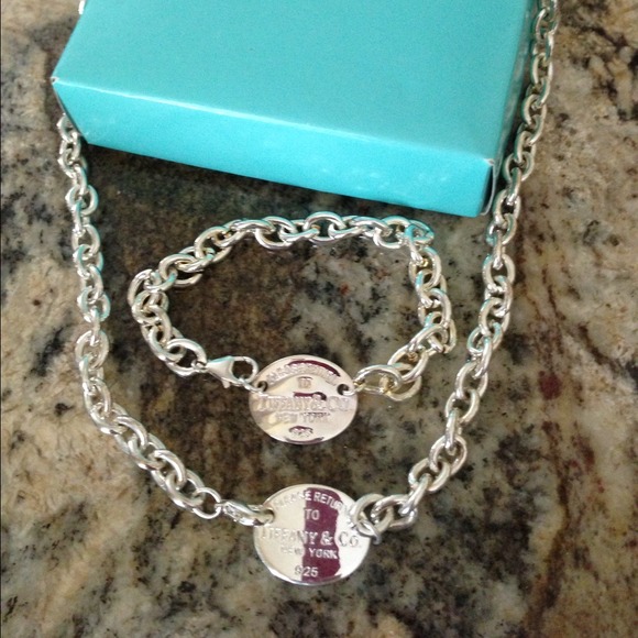 Tiffany & Co. Jewelry - Beautiful silver necklace and bracelet set in box