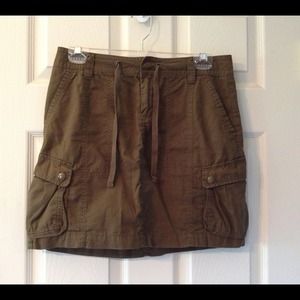 💚Olive Green  Khaki Skirt💚
