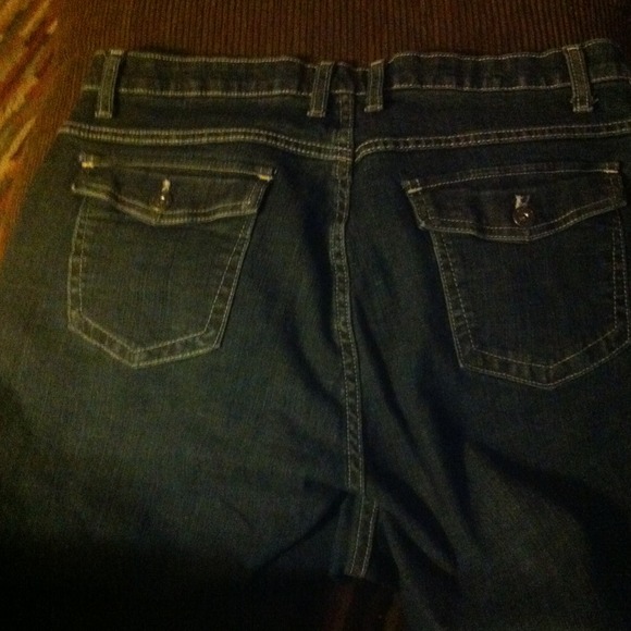 Sold💥Reduced💥Lee Riders jeans - Picture 2 of 4