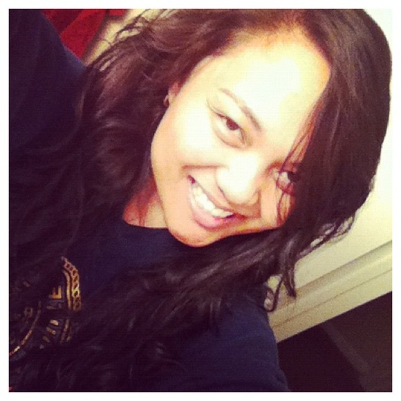 -~MEET YOUR SELLER/BUYER~-😁