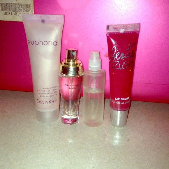 Victoria secrete perfume bundle