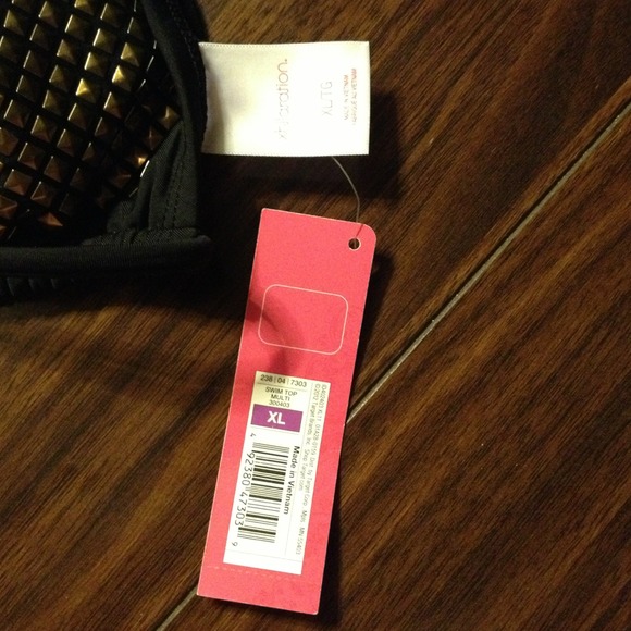 SOLD - Picture 2 of 4