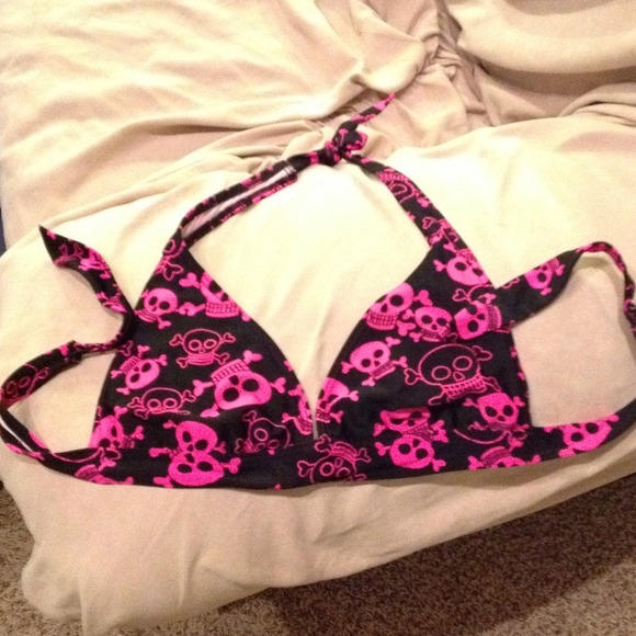 Bikini top👙/Price Just SLASHED!!!💘