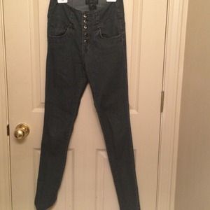 BUNDLED High waisted jeans & striped shirt