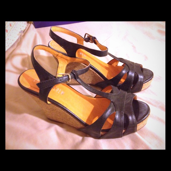 Black sandal cork wedge