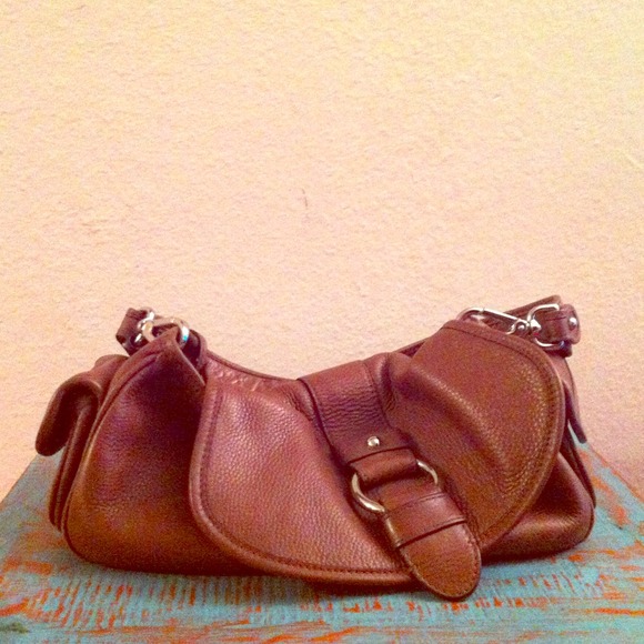 Banana Republic Leather Bag. Will accept offer - Picture 1 of 3