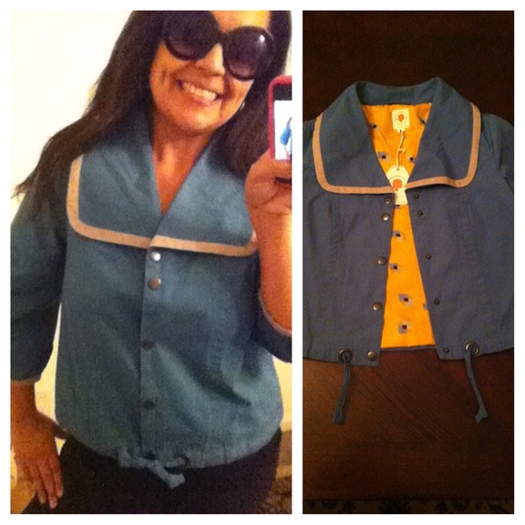 $$Cropped Swing Jacket