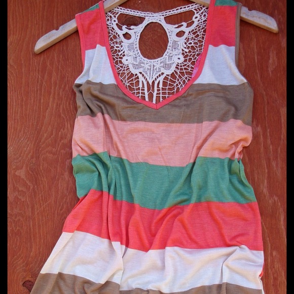 Eyelet knitted Crochet Color Block Top NwoT - Picture 1 of 3