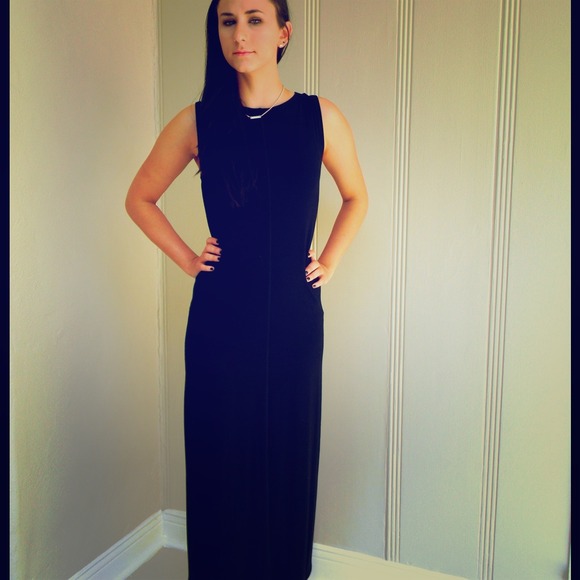 SOLD AT OUTSIDE SALE DKNY Long Fitted Knit Sheath