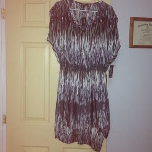 *Just Reduced* Express hi-lo dress