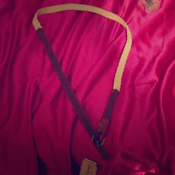 Rope/ tan leather belt.