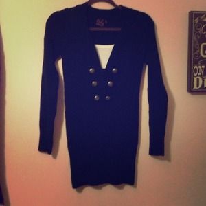 Very cute black sweater/ dress.