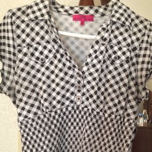Black & white checker shirt!