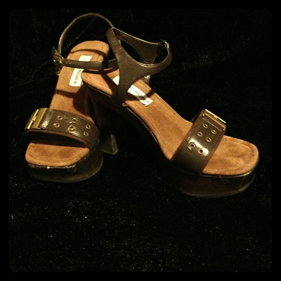 Steve Madden chunky wooden heels